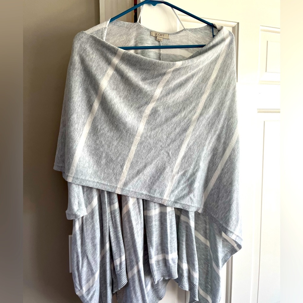 Loft Gray Stripe Wrap